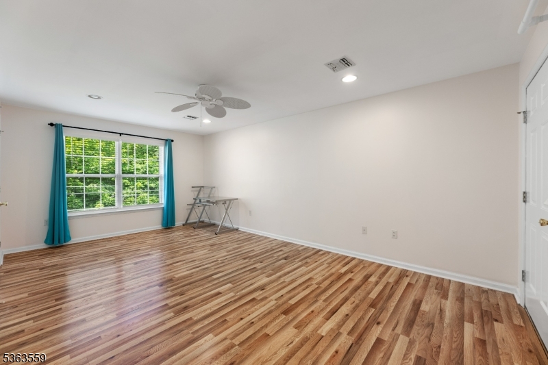 Birch Glen Condos - Residential