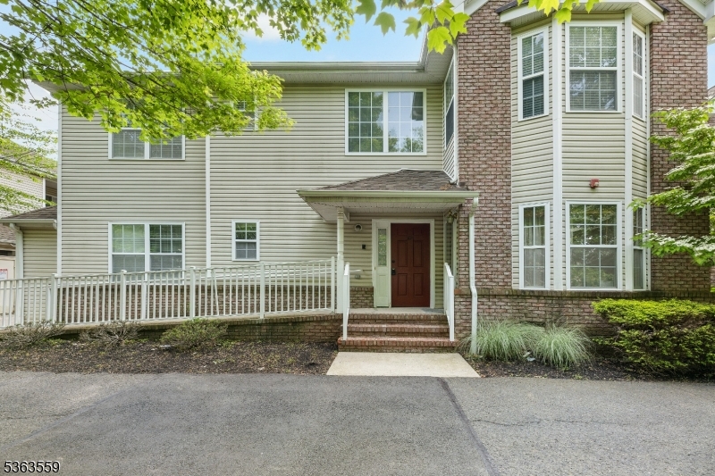 Birch Glen Condos - Residential