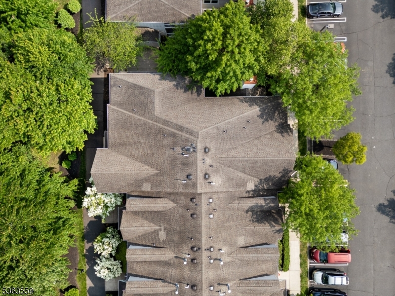 Birch Glen Condos - Residential