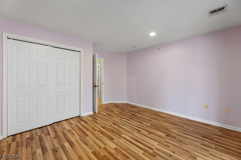 Birch Glen Condos - Residential