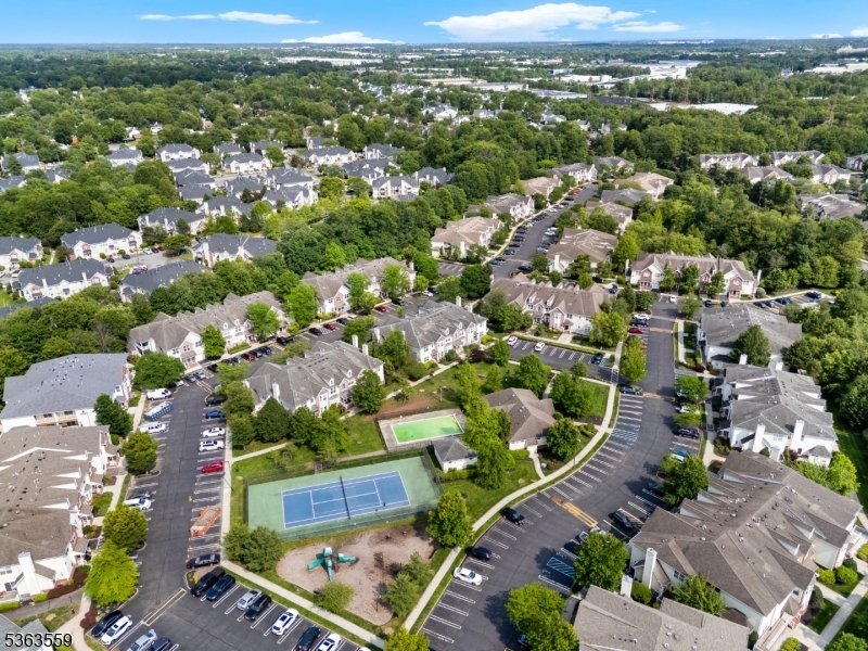 Birch Glen Condos - Residential