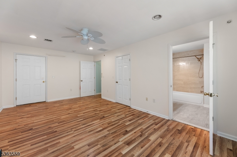 Birch Glen Condos - Residential