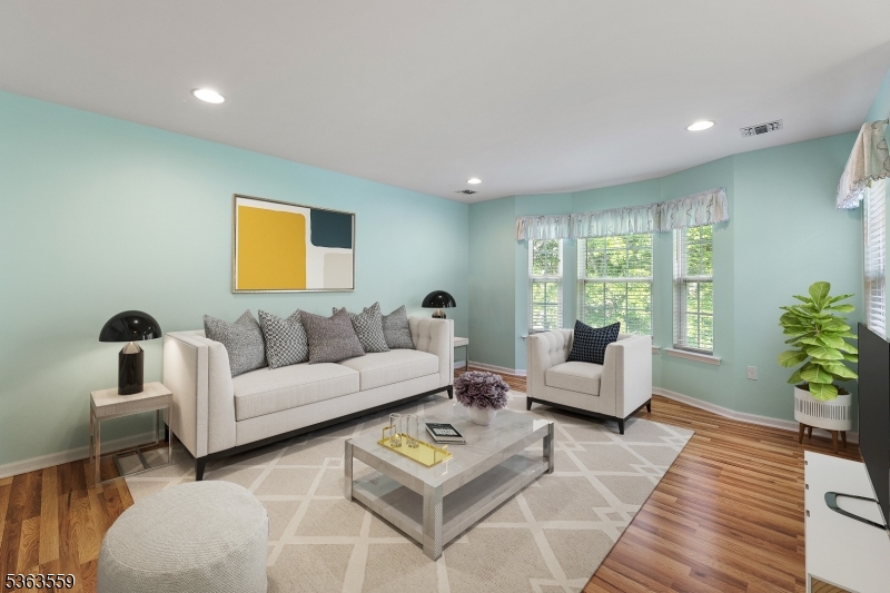 Birch Glen Condos - Residential