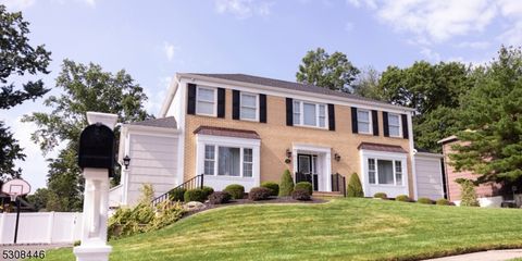 82 Tiffany Dr, East Hanover Twp., NJ 07936 - MLS#: 3920708