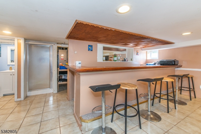 Tuxedo Park - Residential