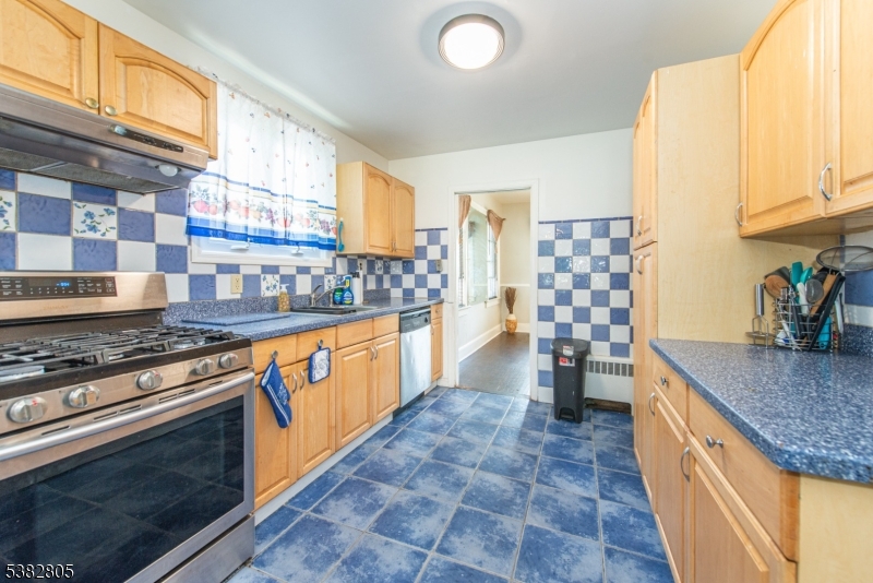 Tuxedo Park - Residential