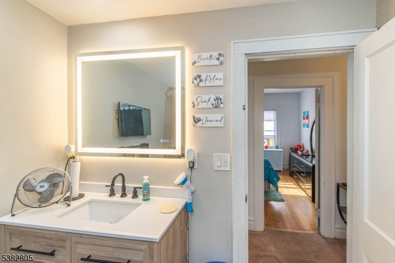 Tuxedo Park - Residential