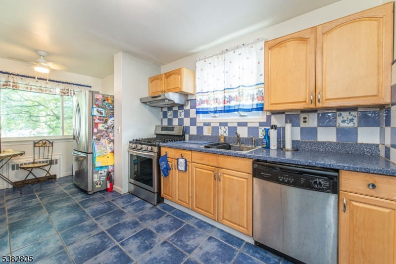 Tuxedo Park - Residential