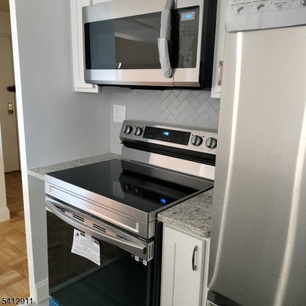 Harrison Park Towers - Residential Lease