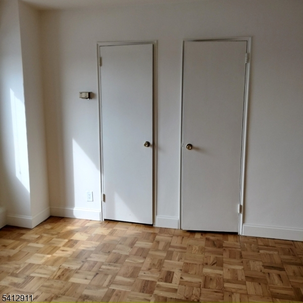 Harrison Park Towers - Residential Lease