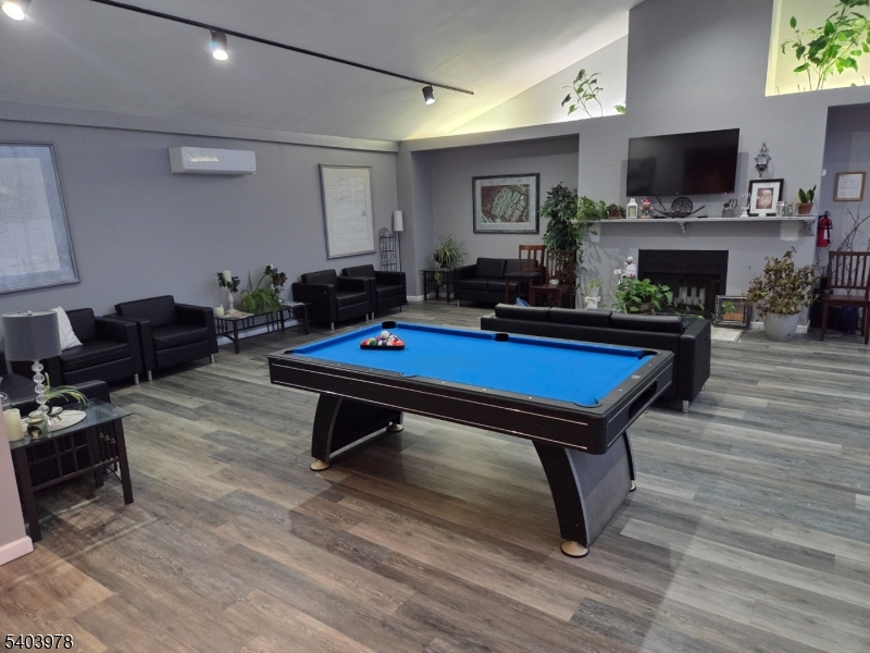 Mountain Club - Residential Lease