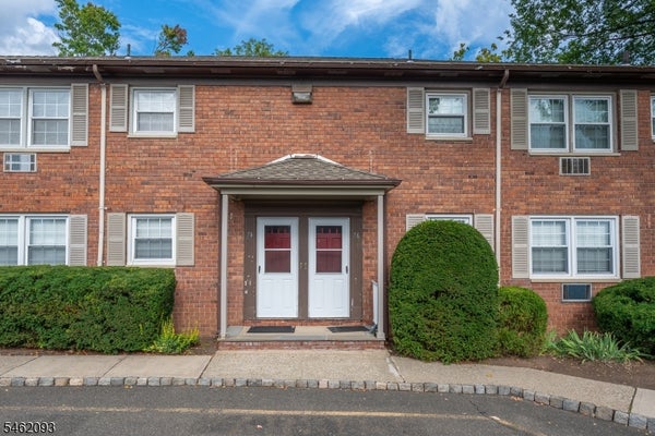 206 MAIN ST UNIT 74, MILLBURN, NJ 07041 - Image 93cd7a26985eee5a8b9751f1f6aa08ec/3008532629