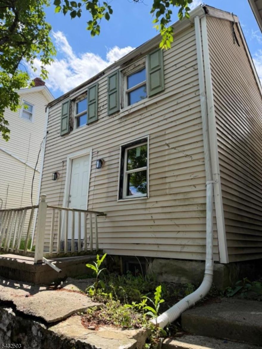 Fantastic opportunity for investors, contractors, or buyers looking to renovate and add value. This property is being sold strictly AS-IS and is ready for a complete makeover. Bring your vision and creativity to restore or reimagine this home to its full potential. Endless possibilities await with great upside for the right buyer.