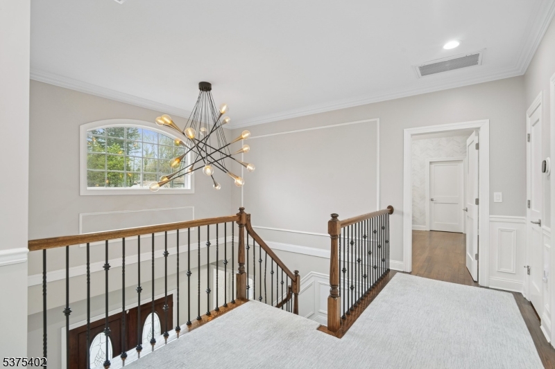 COLLINS - Residential