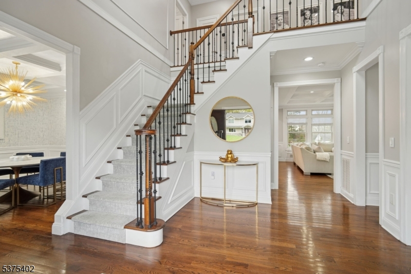 COLLINS - Residential