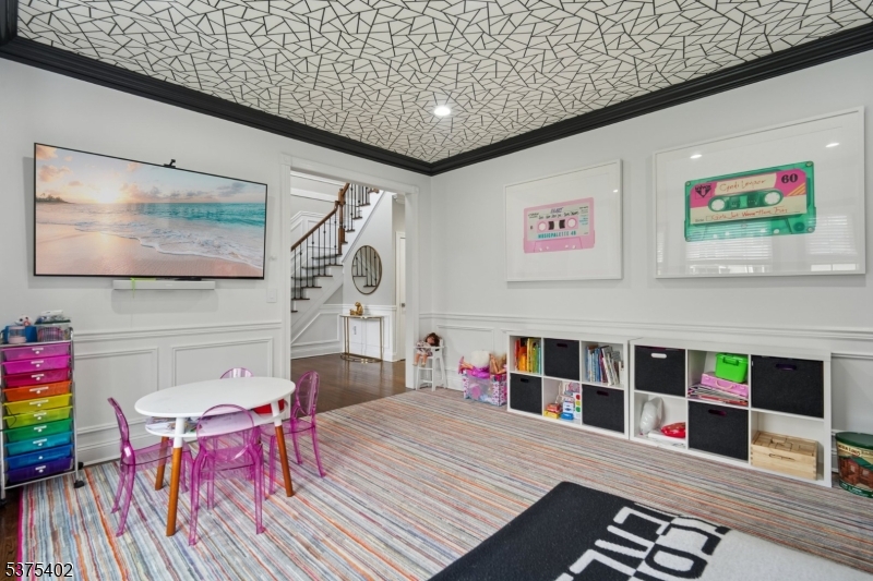 COLLINS - Residential