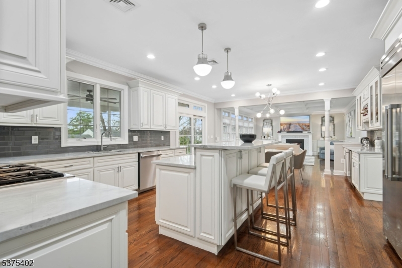 COLLINS - Residential