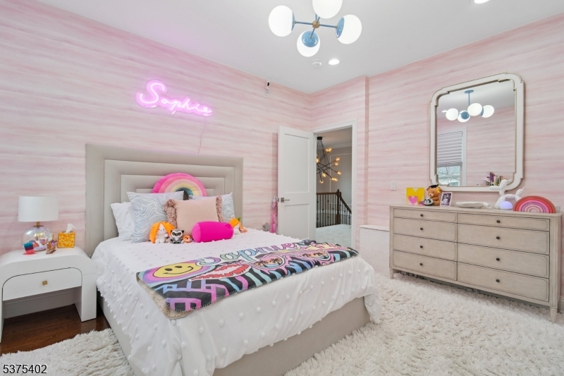 COLLINS - Residential