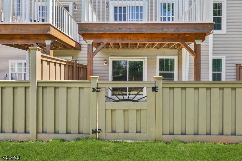 Bridgewater Twp., New Jersey 08807, United States, 3 Bedrooms Bedrooms, ,3 BathroomsBathrooms,Residential,Active,218051