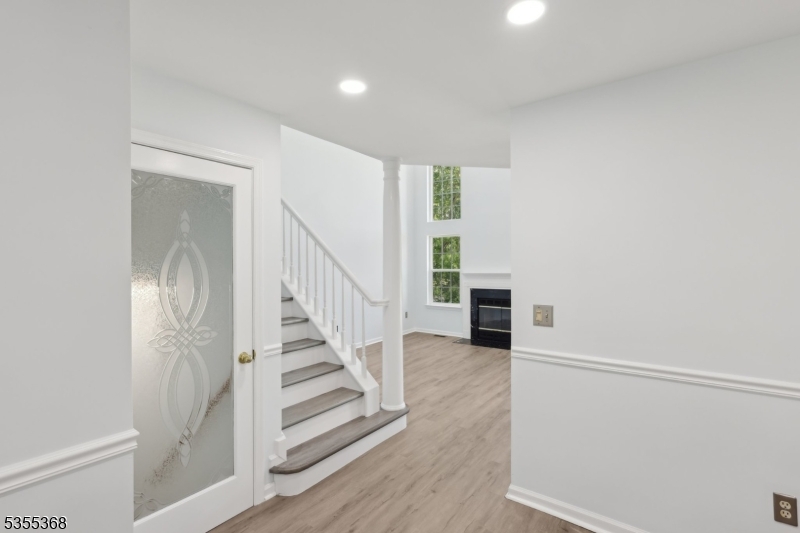 Bridgewater Twp., New Jersey 08807, United States, 3 Bedrooms Bedrooms, ,3 BathroomsBathrooms,Residential,Active,218051