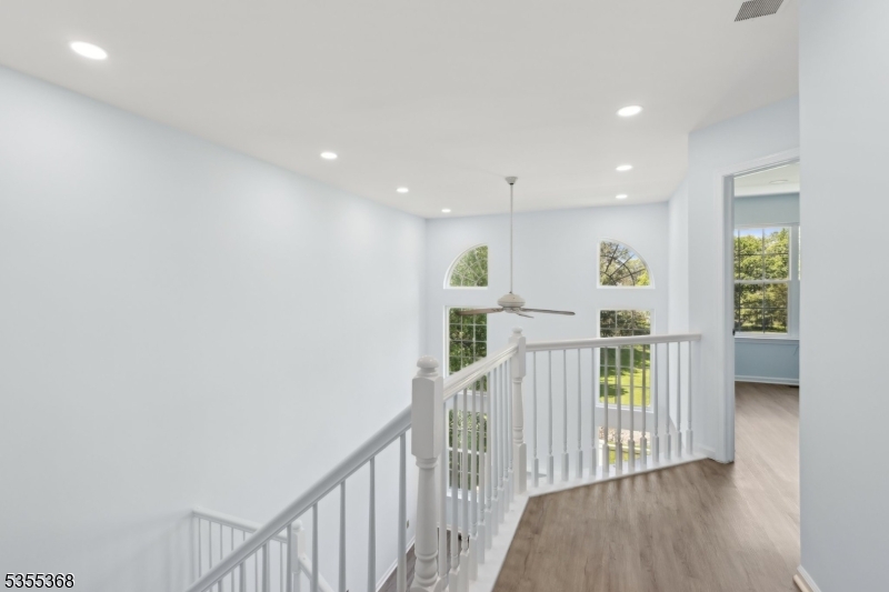 Bridgewater Twp., New Jersey 08807, United States, 3 Bedrooms Bedrooms, ,3 BathroomsBathrooms,Residential,Active,218051