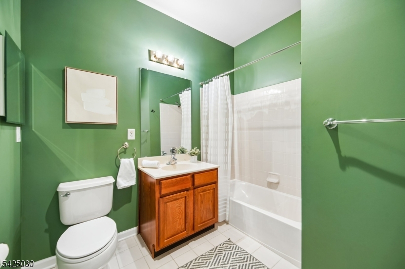 Four Seasons at Great Notch - Residential