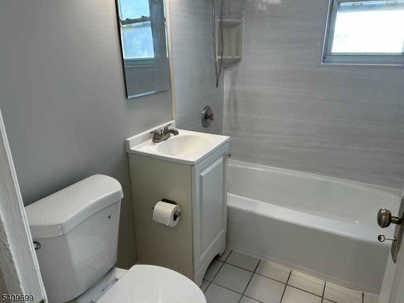 Woods End Condominiums - Residential