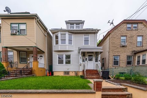 744 Jackson Ave Elizabeth City NJ 07201