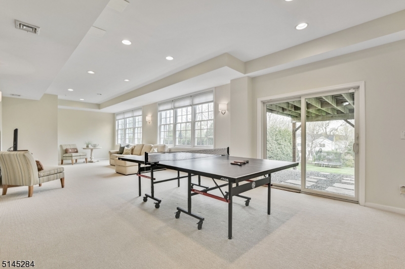 Upper Washington - Residential