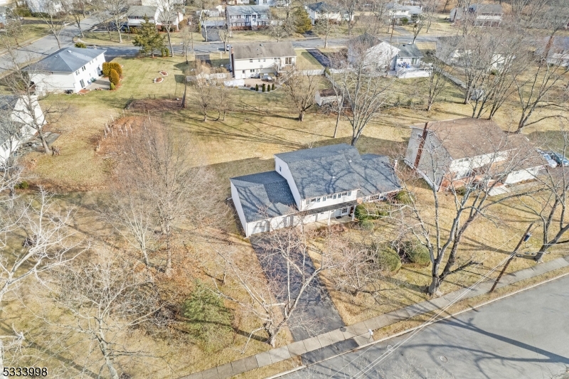 25 Sandalwood Dr