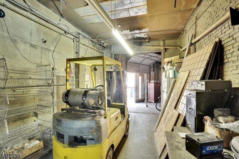 Forrest Hills - Commercial Sale