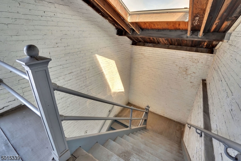 Forrest Hills - Commercial Sale