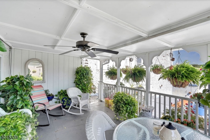 Forrest Hills - Commercial Sale