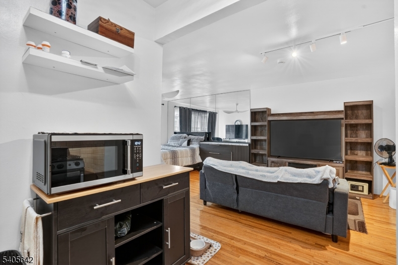 Williamsburg South - Residential