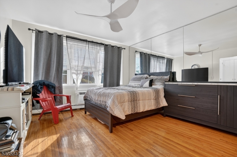 Williamsburg South - Residential