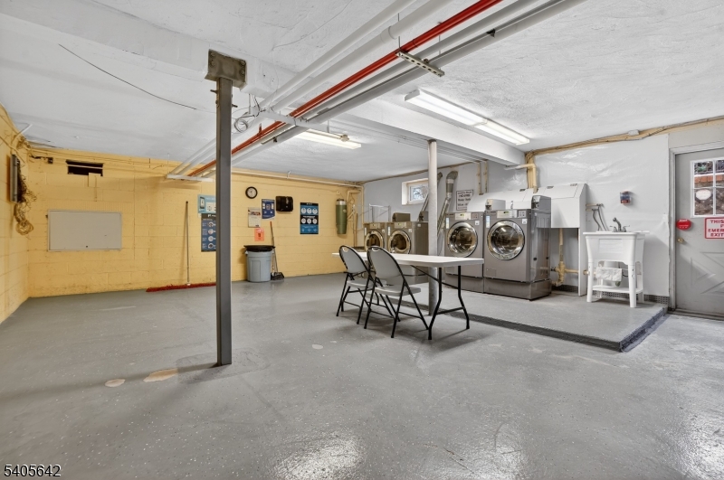 Williamsburg South - Residential