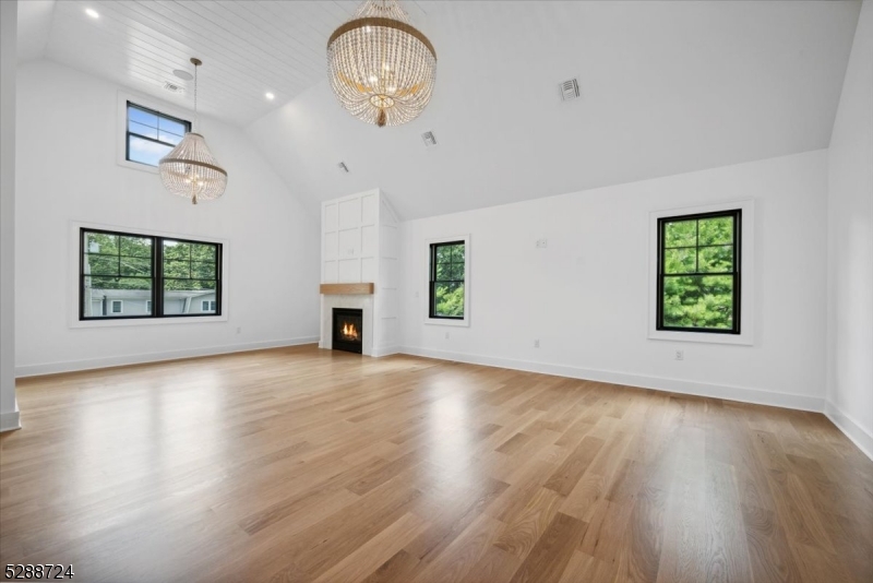 Rolling Hill - Residential