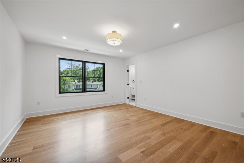 Rolling Hill - Residential