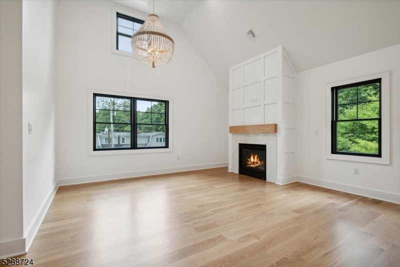 Rolling Hill - Residential