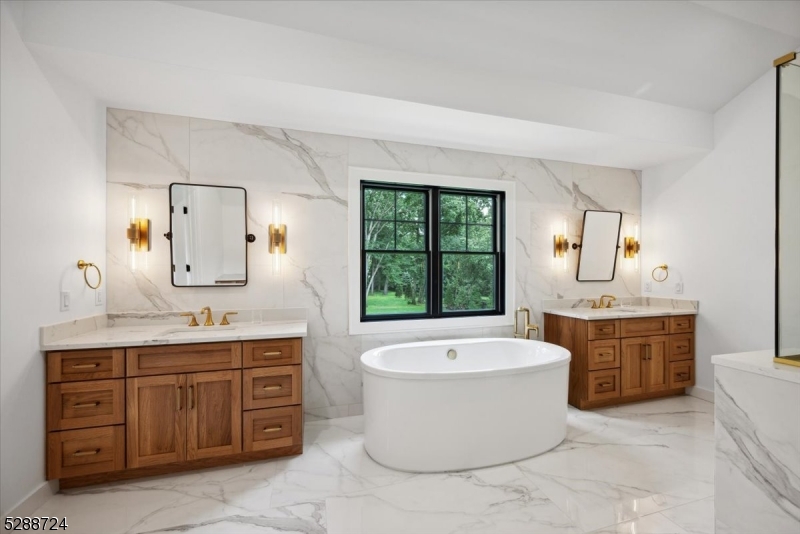 Rolling Hill - Residential