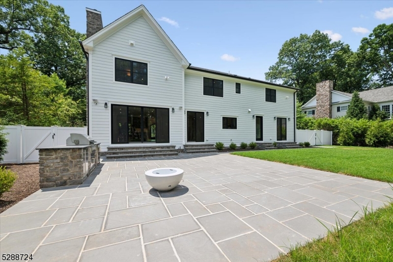 Rolling Hill - Residential