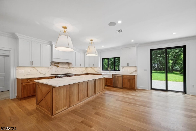 Rolling Hill - Residential