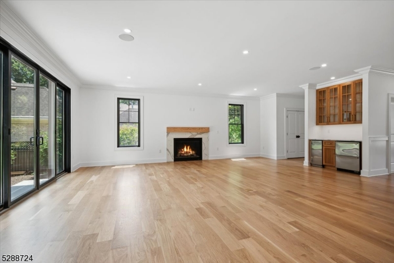 Rolling Hill - Residential