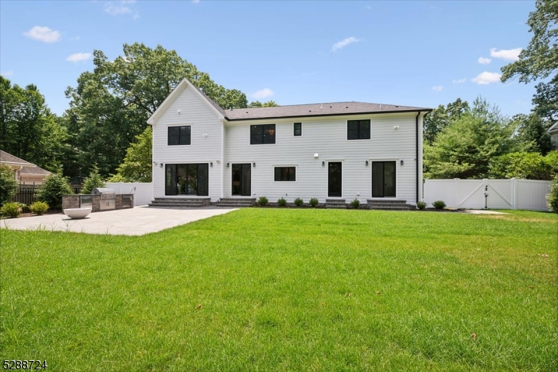 Rolling Hill - Residential