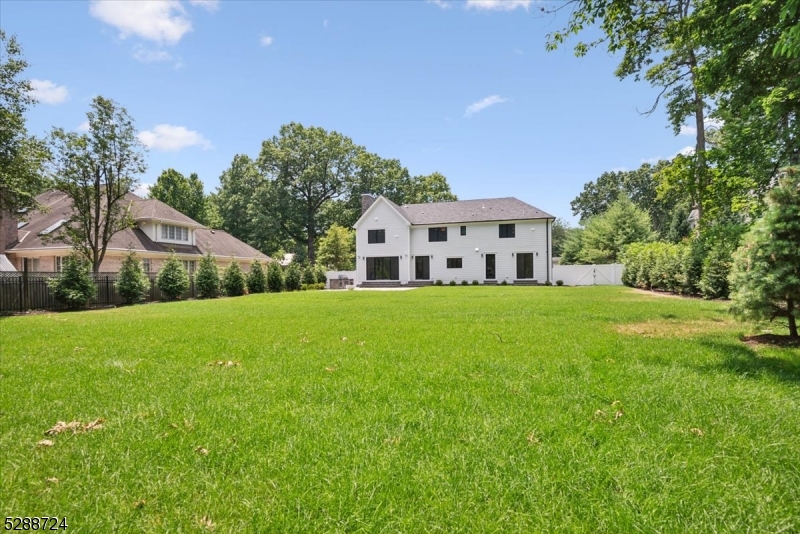 Rolling Hill - Residential