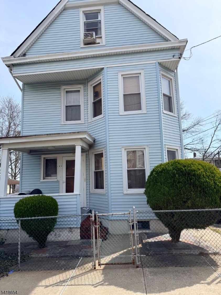 Photo 1 of 3 — 106 N 6Th St 2, Paterson City, NJ 07522