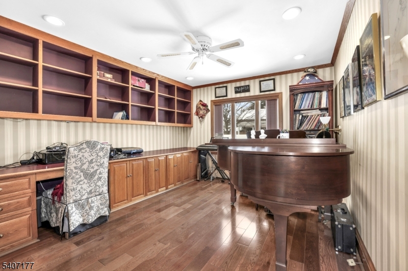 Pompton Plains - North End - Residential