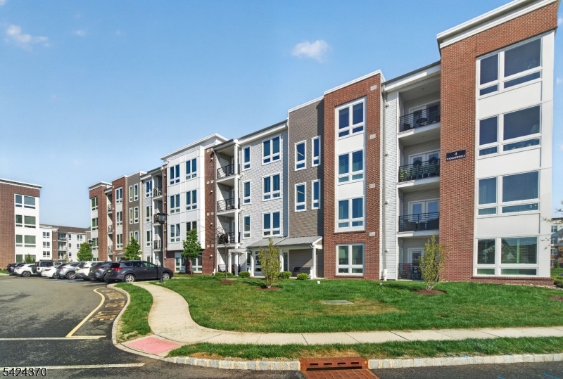 Del Webb Florham Park - Residential