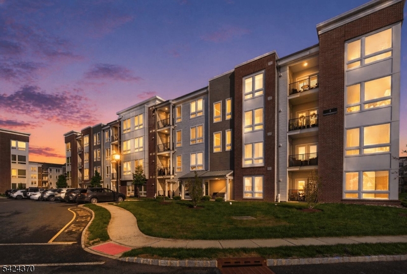Del Webb Florham Park - Residential