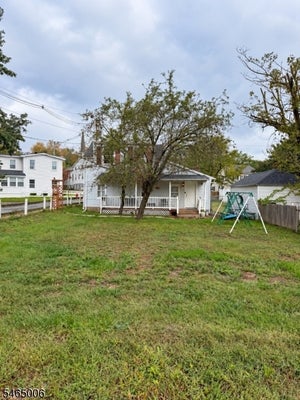170 MAIN ST, EAST BRUNSWICK, NJ 08816 - Image 952a66f09bc144679ee81d2c228371c8/2575846871